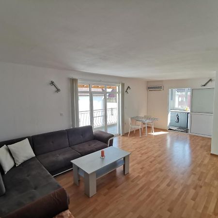 4Th Floor Apartment Бургас Екстериор снимка